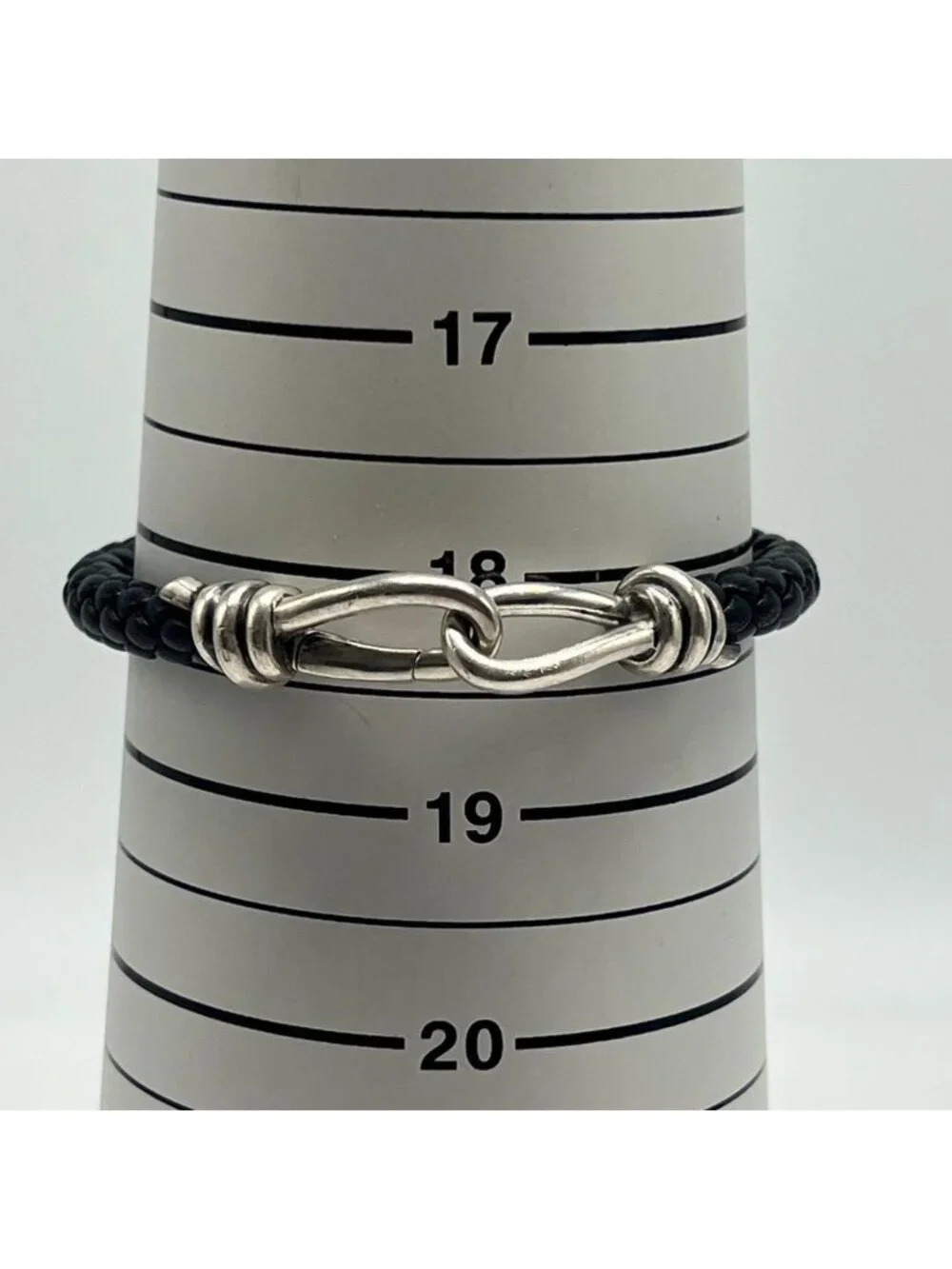 Tiffany & Co Paloma Picasso Knot Bra Leather Bracelet